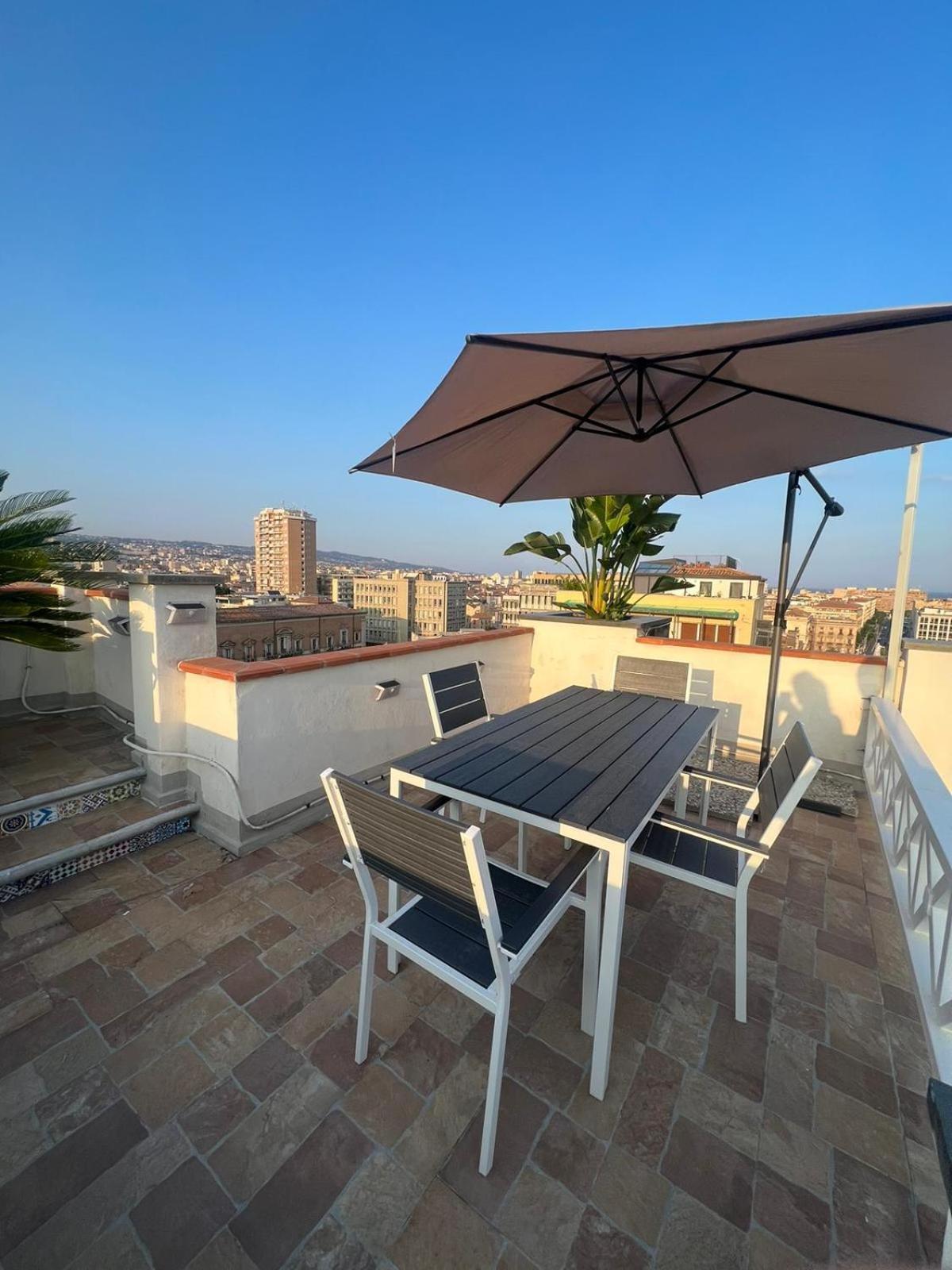 La Terrazza Sul Cielo Apartment Catania Luaran gambar